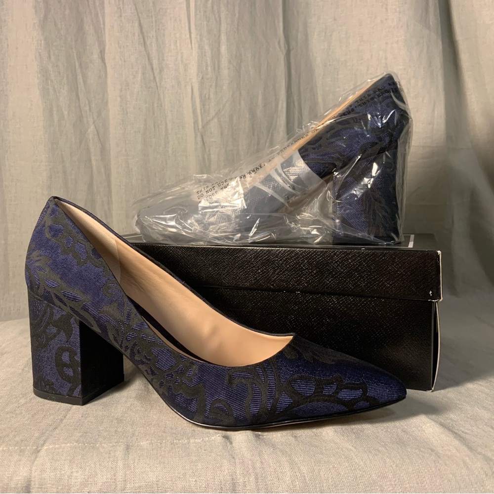 KARL LAGERFELD Aressa Textile Block Heels 💙 Elegant Blue & Black French Pattern